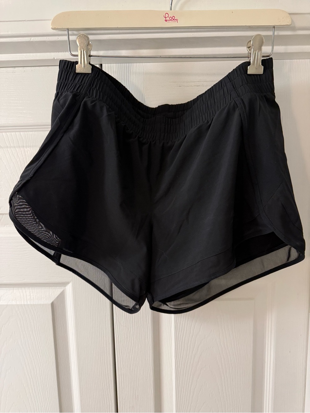 Athleta mesh racer run shorts